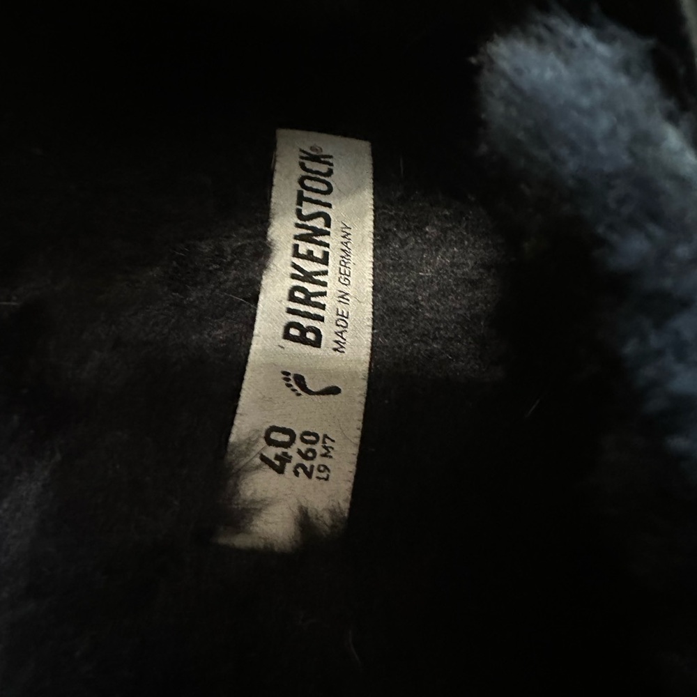 Woman’s Birkenstock Black Shearling - Picture 5 of 6